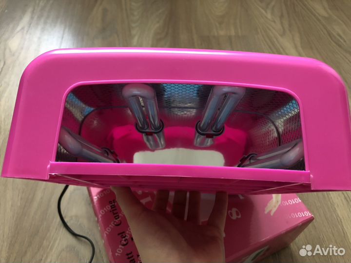 Лампа для ногтей новая