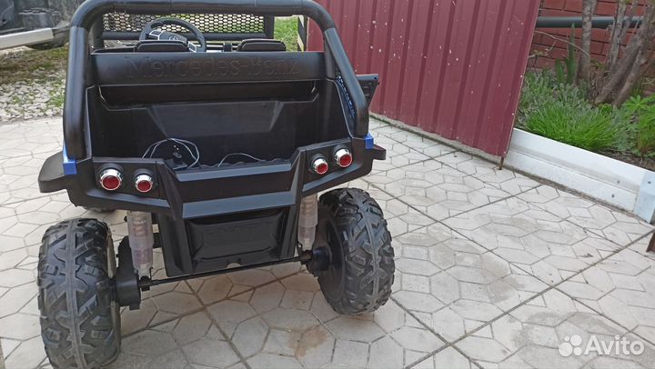 Детский электромобиль Mercedes-Benz Unimog