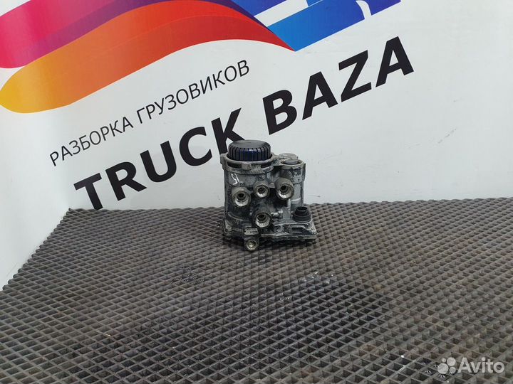 4802040020 Кран управления тормозами прицепа