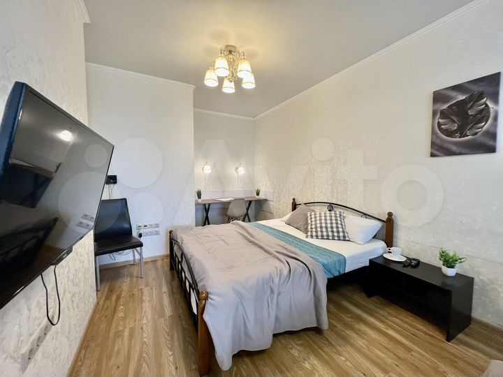 2-к. квартира, 70 м², 8/25 эт.