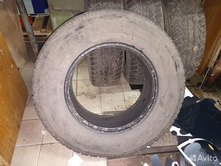 Roadstone Roadian A/T II 265/70 R17