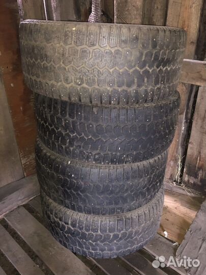 Yokohama Ice Guard IG721 285/50 R20
