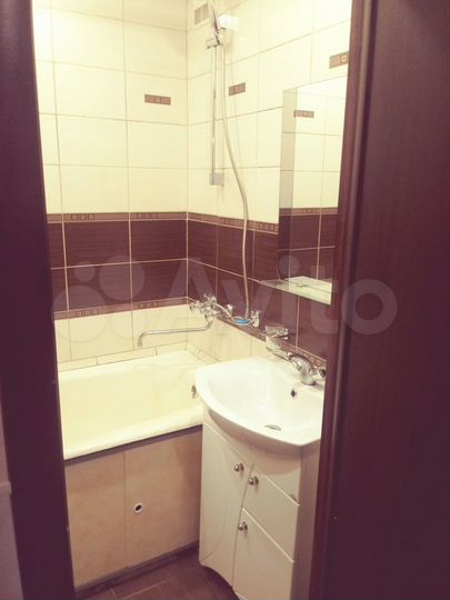 3-к. квартира, 64 м², 1/5 эт.