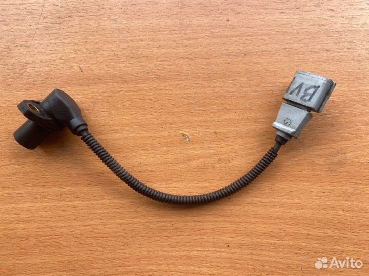 Датчик коленвала Vw Passat B6 BVY