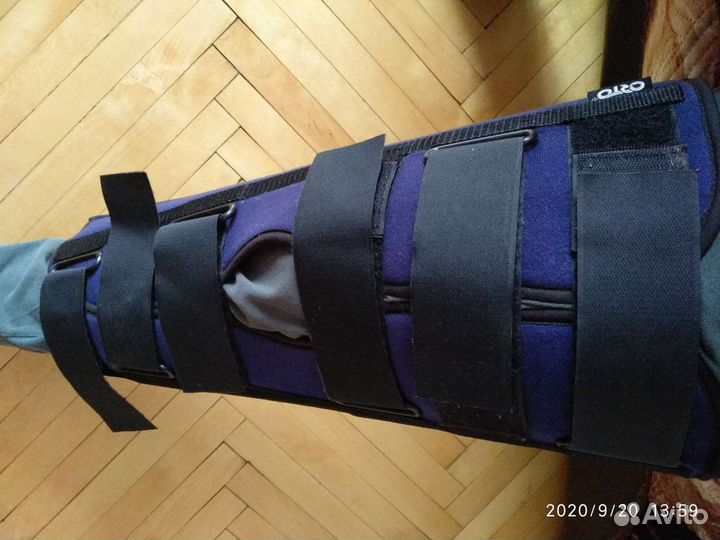 Коленный ортез