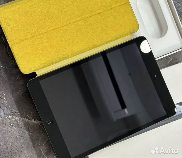 iPad mini 16 гб wifi + cellular без аккаунта