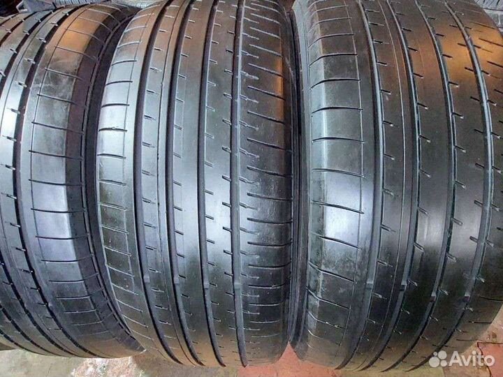 Yokohama BluEarth-XT AE61 225/55 R19