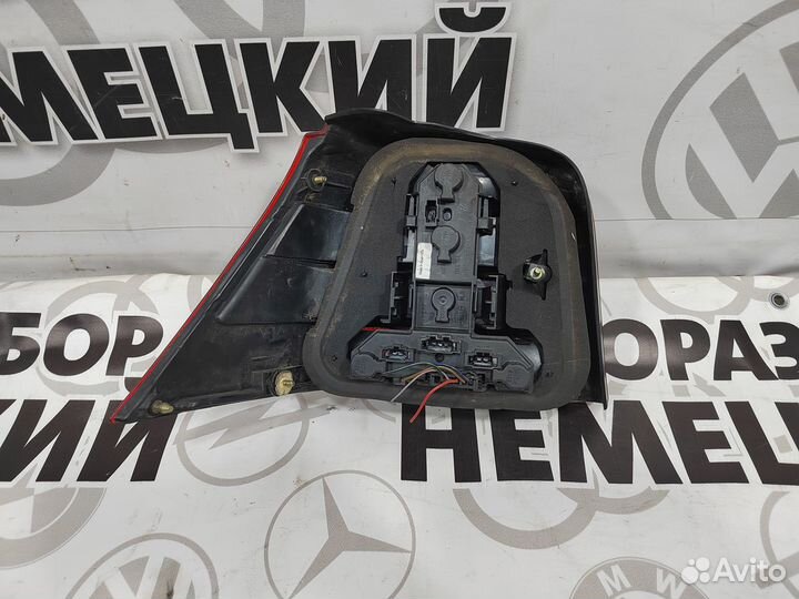Фонарь задний Volkswagen Golf 4