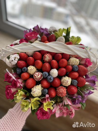 Клубничный букет
