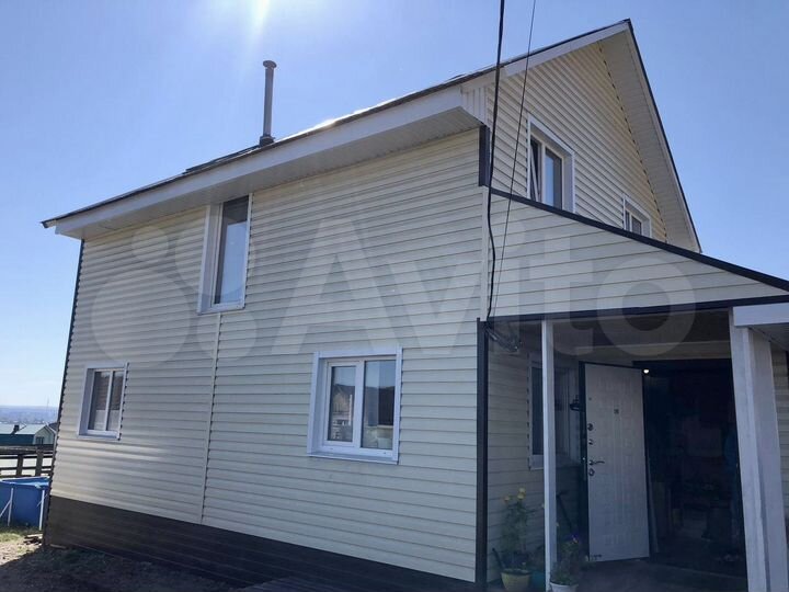 Коттедж 100 м² на участке 6 сот.