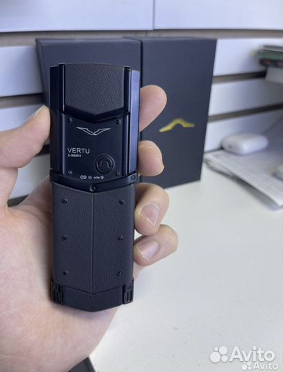 Vertu черный