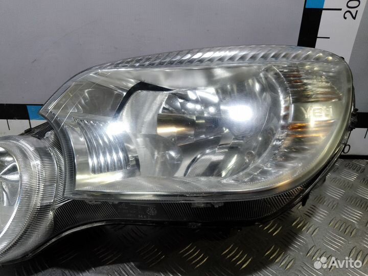 Б/У Фара левая галоген правый руль Skoda Ye#001