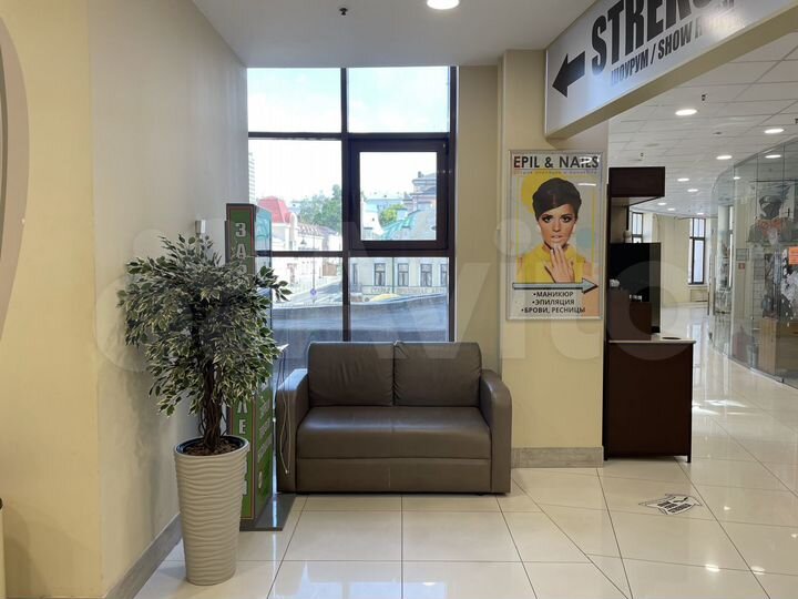 Островок для бижутерии,парфюмерии 4 м²