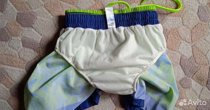 Купальные шорты (плавки)