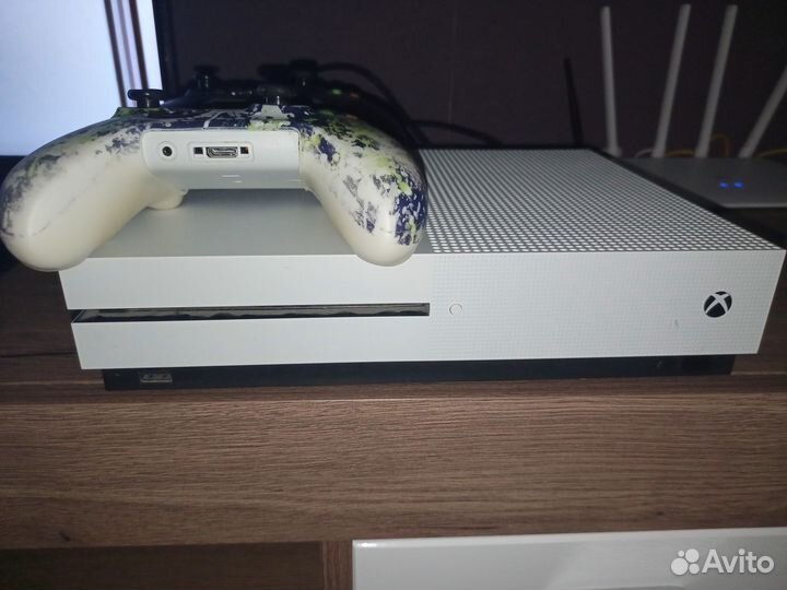 Xbox one s 1tb