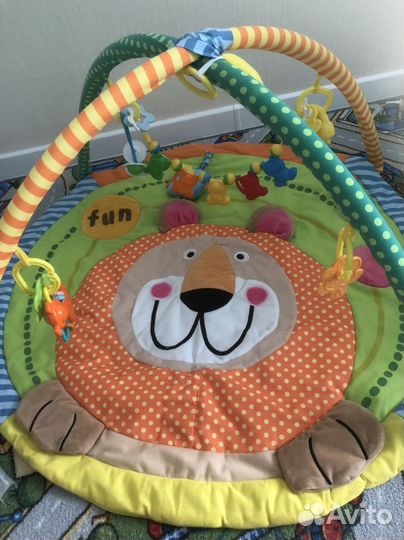 Развивающий коврик