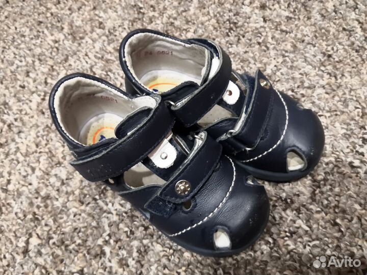 Сандалии детские для мальчиков 24