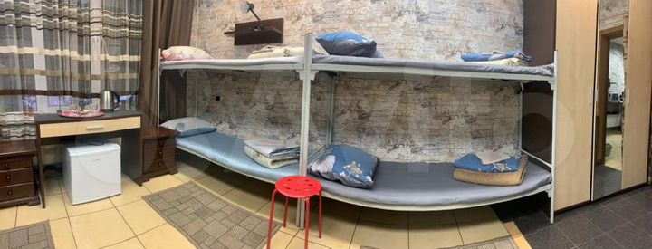 Комната 23 м² в 2-к., 1/15 эт.