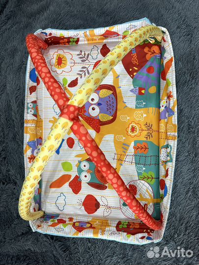 Развивающий коврик для малыша