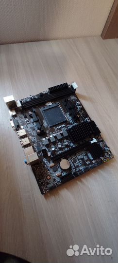 Материнская плата am3 b