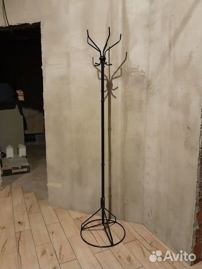 Вешалка напольная
