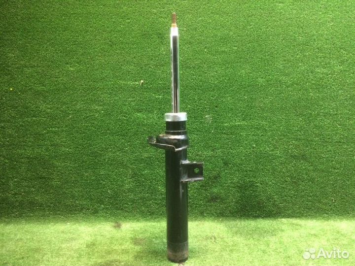 Амортизатор передний левый Bmw X4 F26 N20 2017