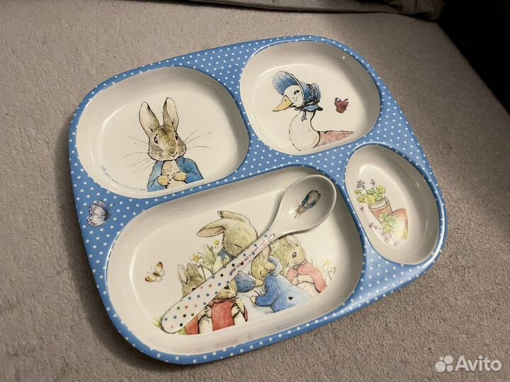 Тарелка с секциями 