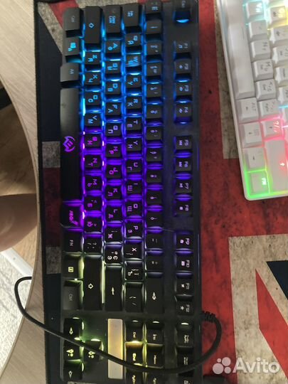 Игровая клавиатура и мышь
