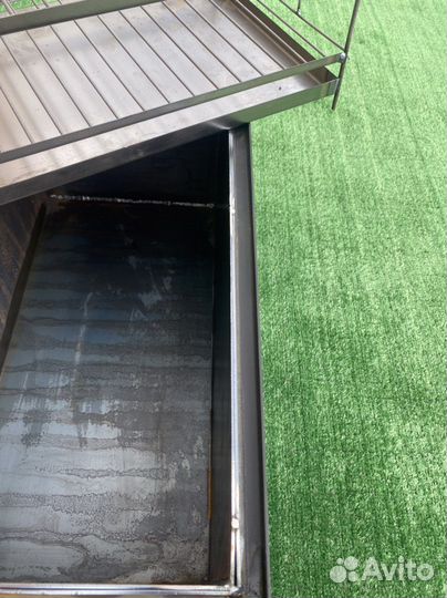 Коптильня с гидрозатвором