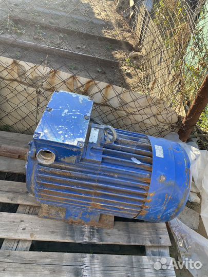 Электродвигатель