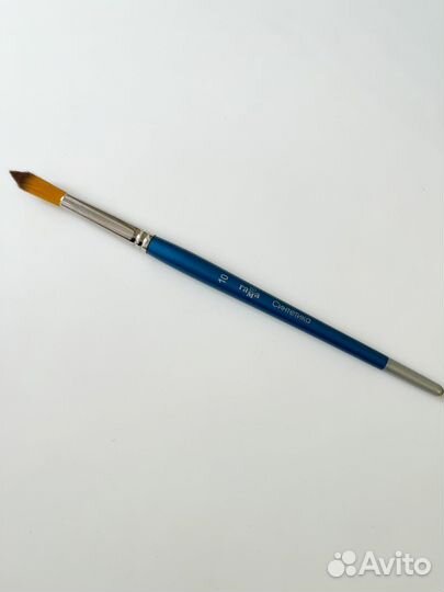 Кисти, палитра, дотсы