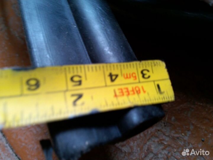 Уплотнитель резиновый с крепежными планками