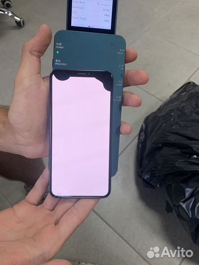 Дисплеи на iPhone X,XS