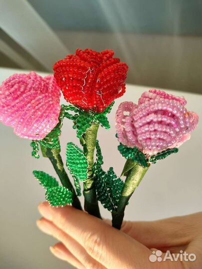 Цветы из бисера