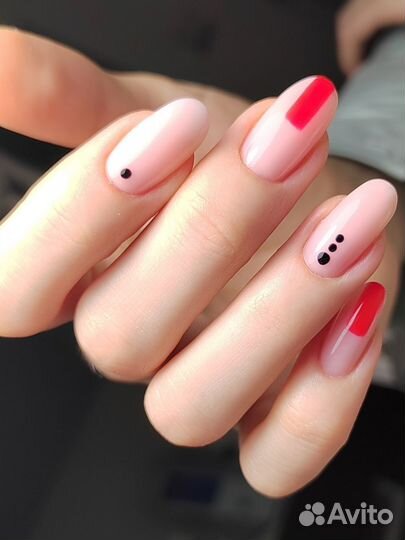 Маникюр и педикюр Восточно-Кругликовская