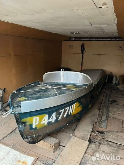 Лодка,мотор