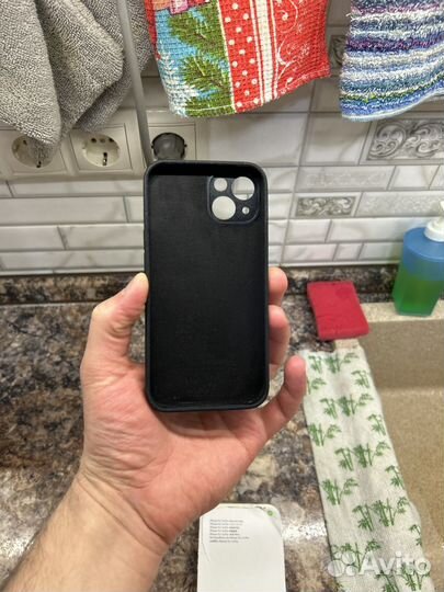 Чехол на iPhone 14