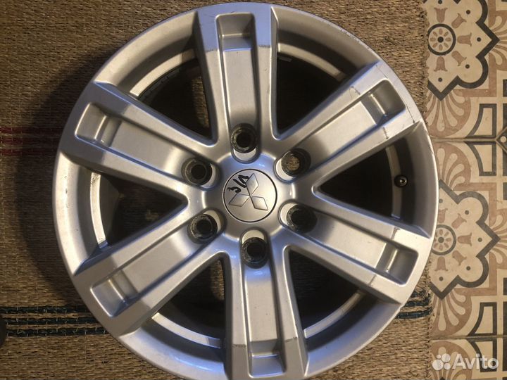 Продам диск литой R16 от Мицубиси L200