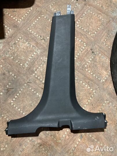 Пластик салона LADA Vesta SW Cross