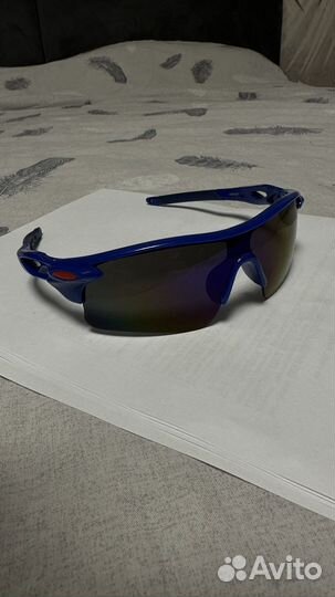 Очки спортивные