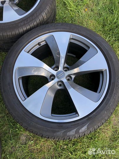 Колеса Audi Q7 r 21