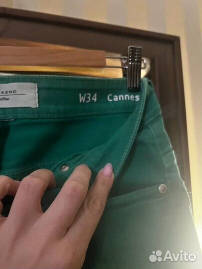 Джинсы широкие