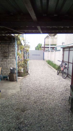 4-к. квартира, 58 м², 1/1 эт.