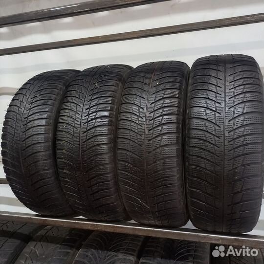 Bridgestone Blizzak LM-001 225/40 R18