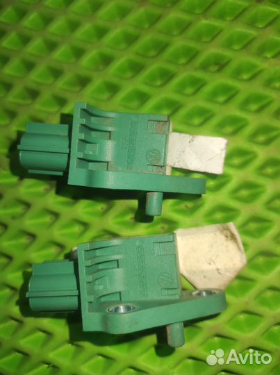Датчик AIR BAG VW Passat (B6)