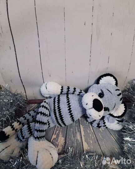 Вязаные игрушки. Тигр символ нового года