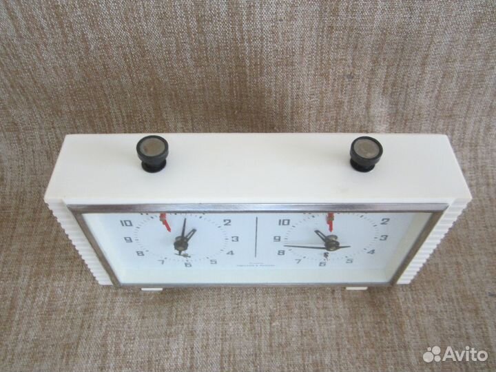 Шахматные часы Янтарь