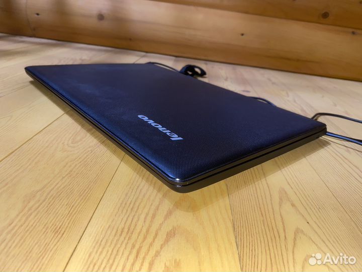 Компактный ноутбук Lenovo/4gb/250gb