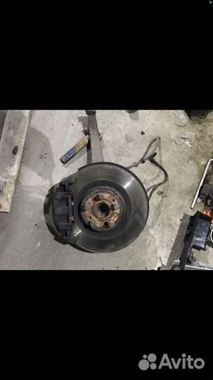 Поворотный кулак Мерседес 164