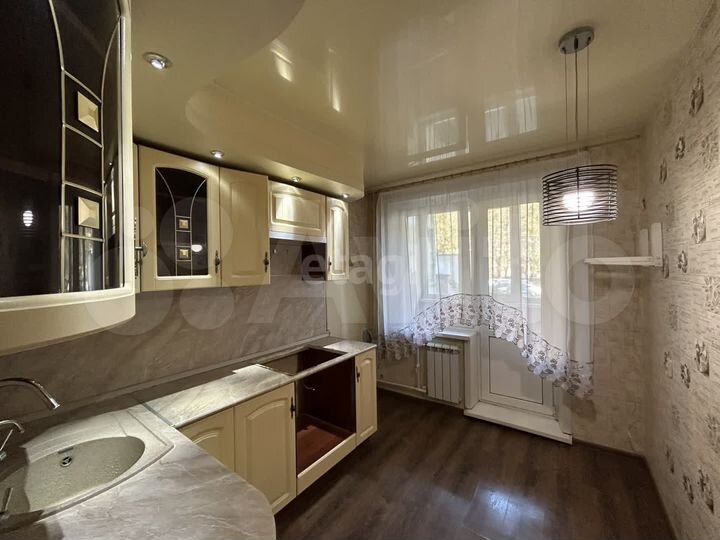 3-к. квартира, 66 м², 1/10 эт.